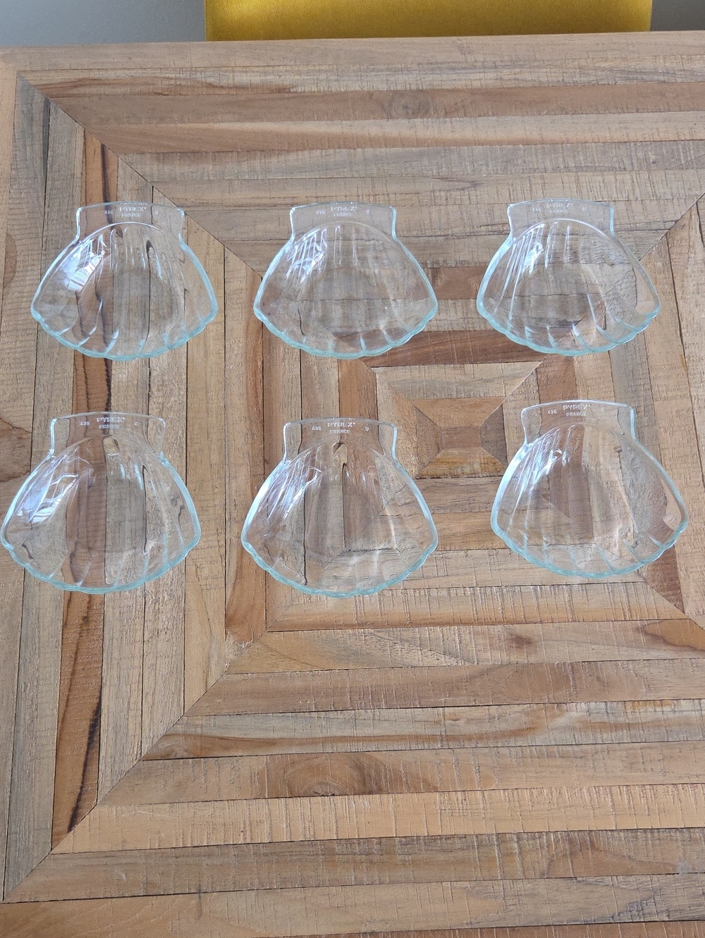 Pyrex France Clear Glass Shell Scallop  Dishes - Set of 6